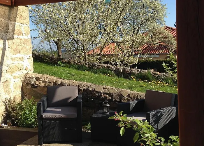 Alojamento de Acomodação e Pequeno-almoço Et Table D'hôtes Magaadjukalo 3*