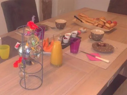 Et Table D'hôtes Magaadjukalo Alojamento de Acomodação e Pequeno-almoço